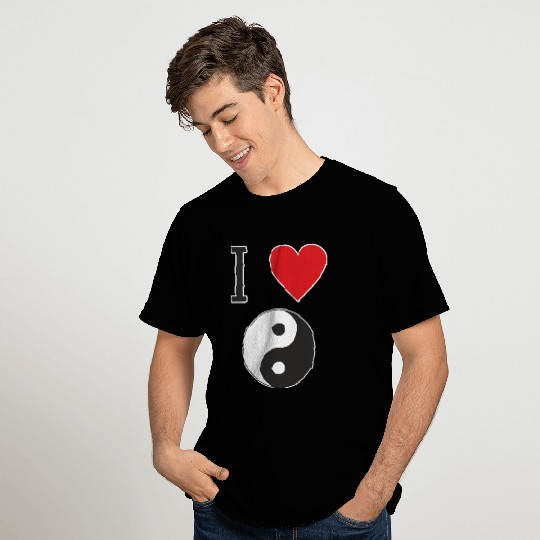 I LOVE YIN YANG is clear to everyone T Shirts
