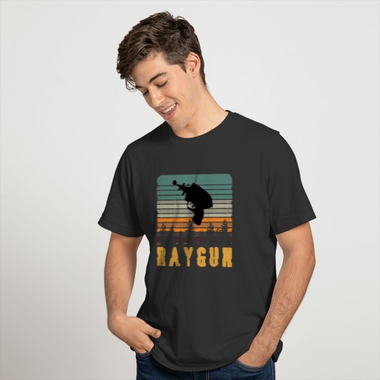Retro distressed RAYGUN aliens lovers gift T-shirt