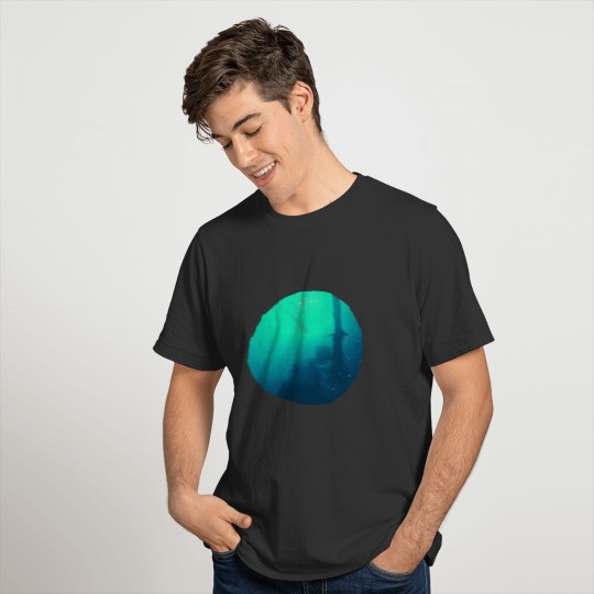 Underwater Motive For Diving Fans And Instructors T-shirt