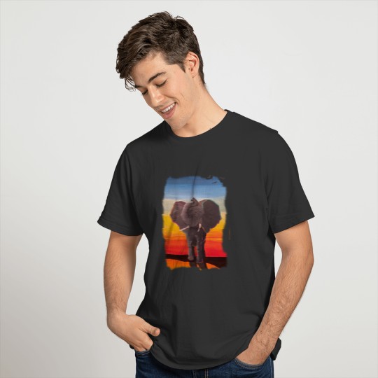 Ellie Elephant Watches Sunset T-shirt
