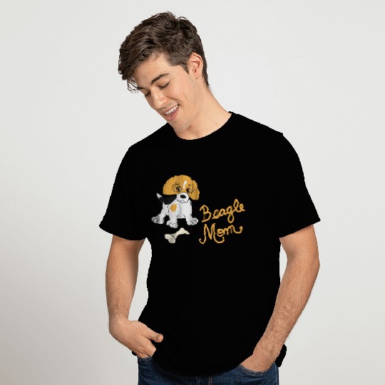 Beagle Mom T Shirts