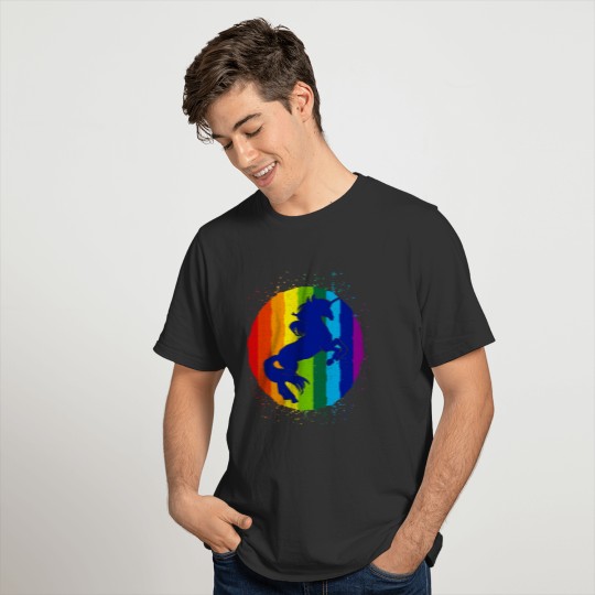 80s Vintage Unicorn Rainbow distressed look T Shirts