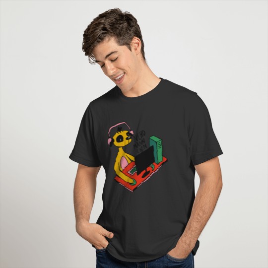 Meerkat Gamer Funny Gaming Saying Design T-shirt