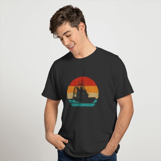 Airboat Captain Airboats Airboating Retro T-shirt