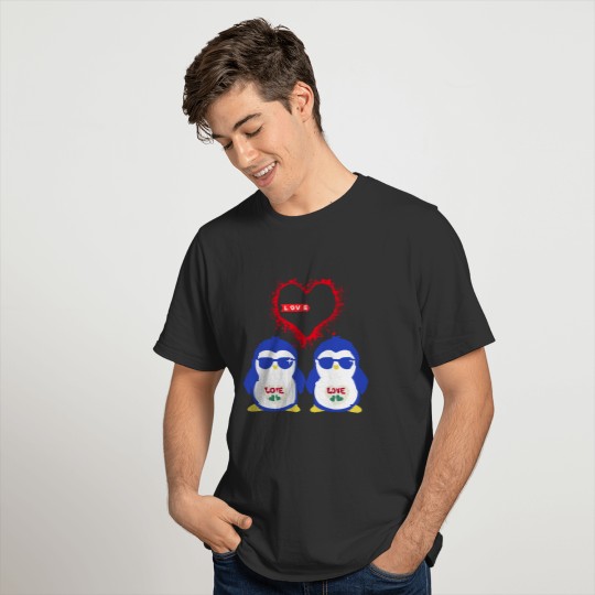 Love Penguins for couples T Shirts