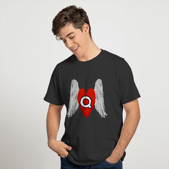 Angel flying heart with Q T-shirt