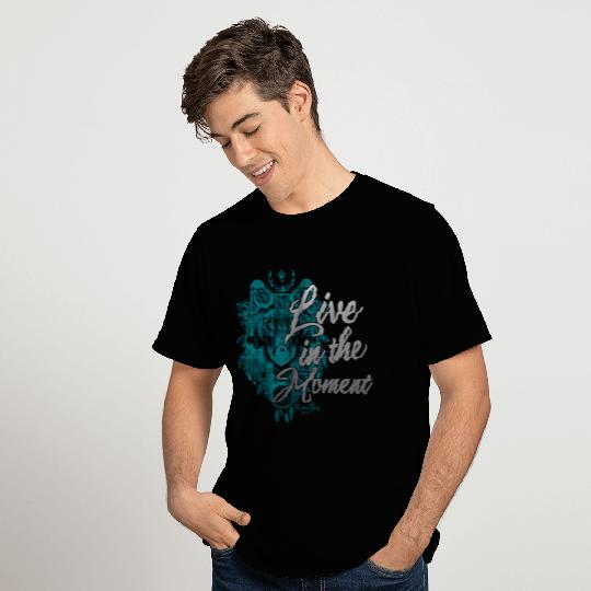 Live in the Moment T Shirts