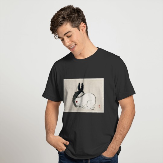 Black and white rabbits by Kono Bairei T-shirt
