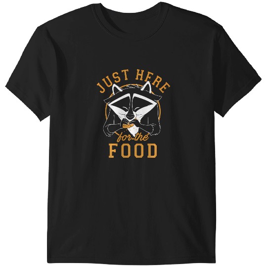 Disney Pocahontas Meeko Just Here For The Food Portrait T-Shirts