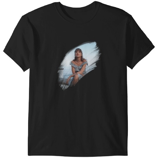 Discover Taylor 1989 Photoshoot T-Shirts