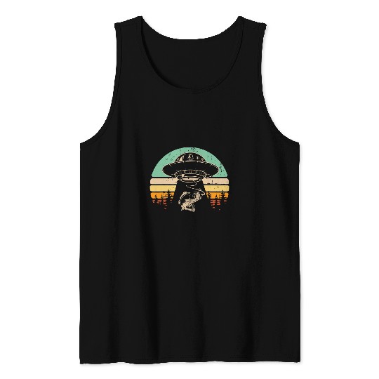 Aliens UFO Bass Fish Alien Abduction Fishing UFO Spaceship Fisherman Tank Tops
