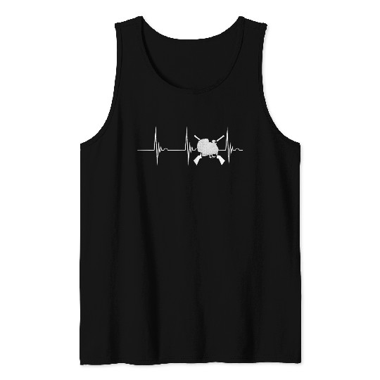 Turkey Hunter Heartbeat EKG Pulse targets Turkey Hunting Tank Tops