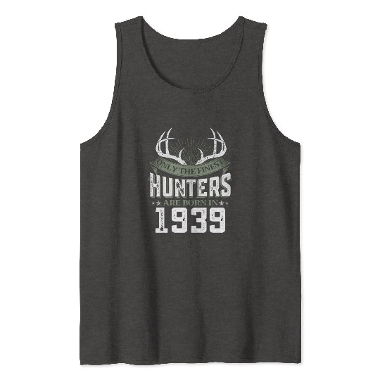 84Th Deer Her Tank Tops Born In 1939 84 Year