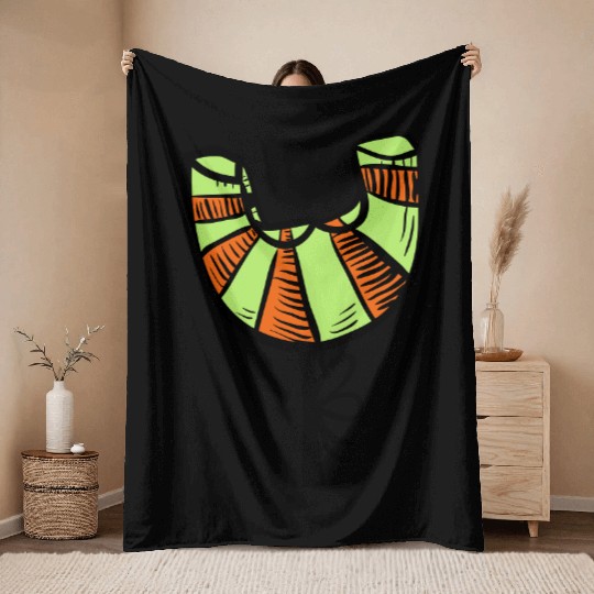 Croissant "Y" Throw Blankets