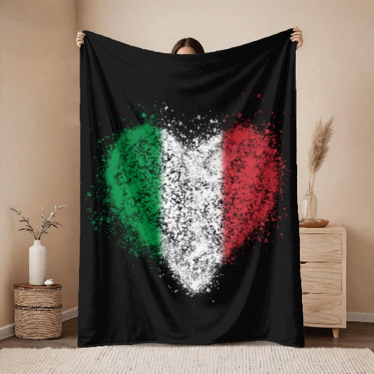 Italian Heart Flag Vintage Throw Blankets