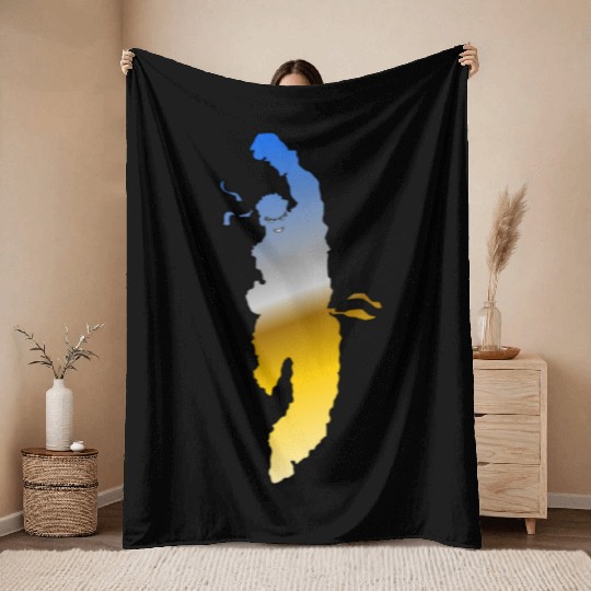 Street Fighter Rainbow Throw Blankets