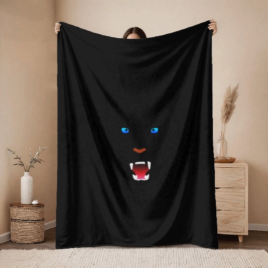 Jaguar attack Throw Blankets
