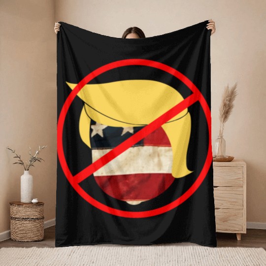 anti trump - dump trump 2020 Throw Blankets