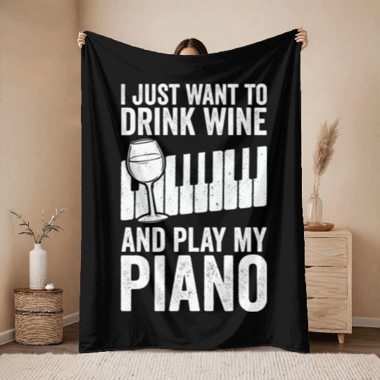 Funny Piano Queen Player Pianist And Wine Lover Throw Blankets