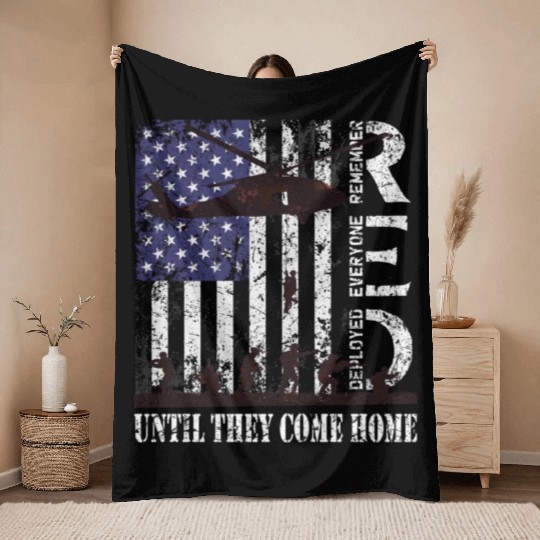 RED Friday Remember Everyone Deployed US Flag Army Throw Blankets