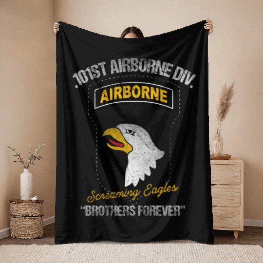 101st Airborne Division US Army Veteran Throw Blankets