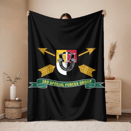 Army 3rd Special Forces Group Flash w Br Ribbon Throw Blankets