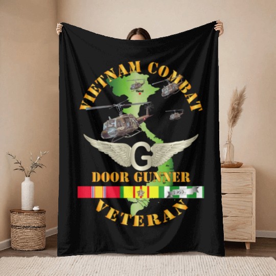 Army Vietnam Combat AVN Vet Door Gunner Air Assaul Throw Blankets