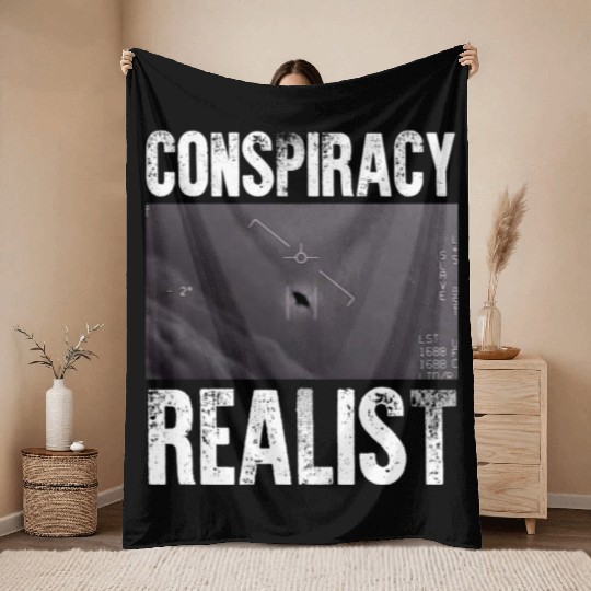 Conspiracy Realist Throw Blankets UFO Government Sighting
