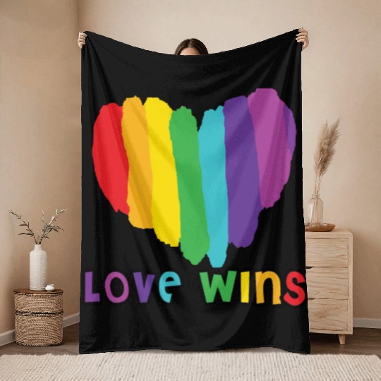 Love wins, pride rainbow heart Throw Blankets