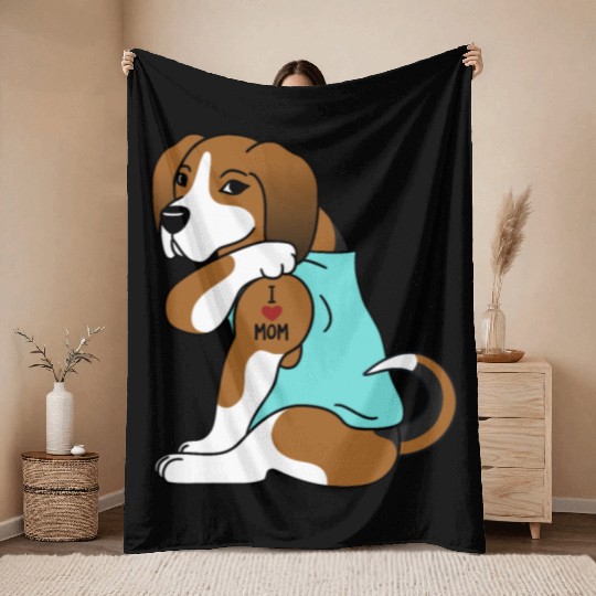 I Love Mom Tattoo Basset Hound Throw Blankets