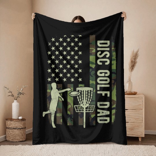 Disc Golf Dad Camouflage American Flag Fathers Day Throw Blankets