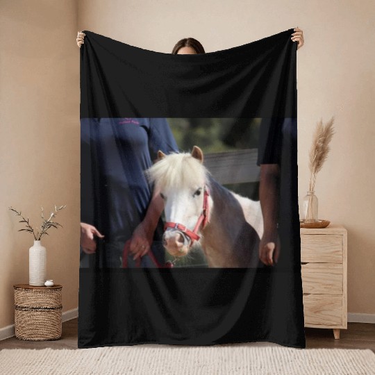 Screenshot 20220619 180220 Facebook Throw Blankets