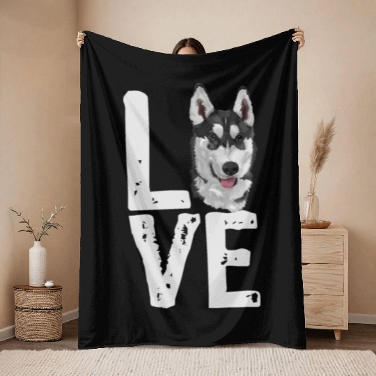 LOVE HUSKY DOGS Throw Blankets