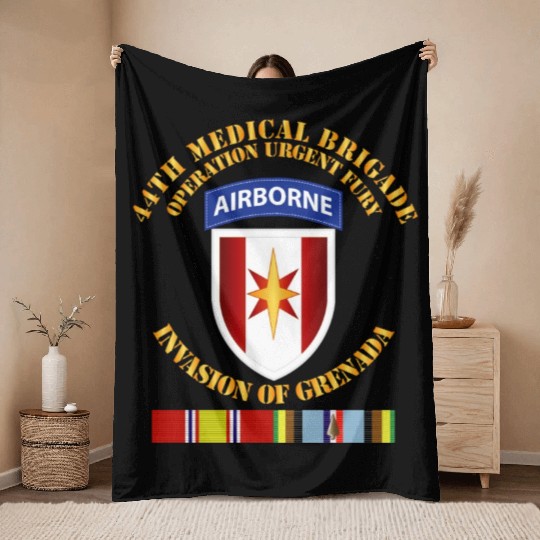 Army Grenada 44th Med Bde Operation Urgent Fury w Throw Blankets