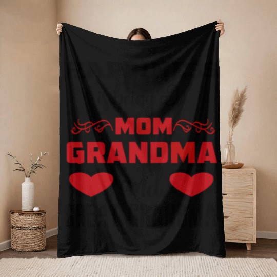 Happiness is Being mom grandma and great grandma Throw Blankets