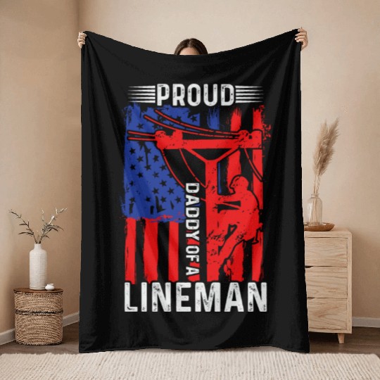 Proud daddy of a lineman Throw Blankets