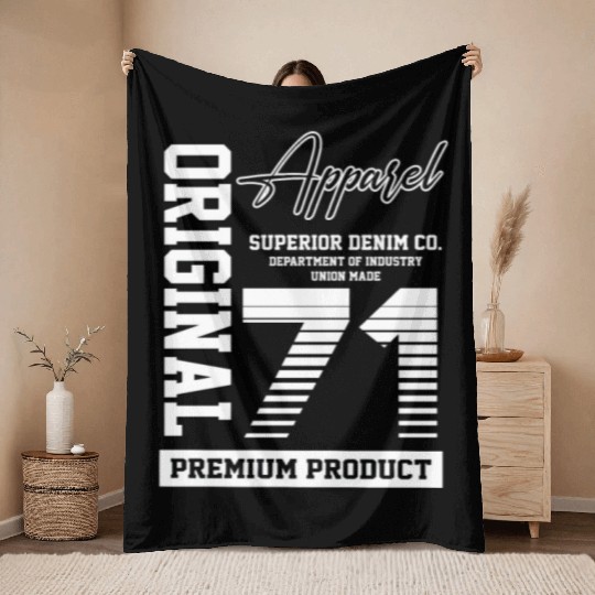 1971 Vintage Birthday Vintage Gift Retro Throw Blankets