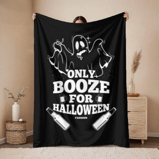 Halloween costume Horror Spectory Throw Blankets