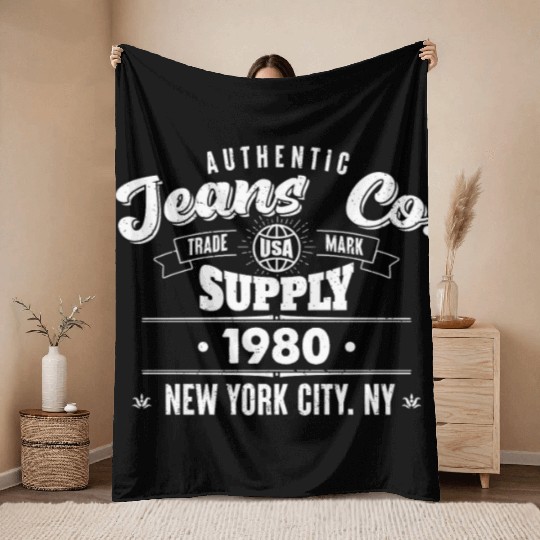 New York City Born In 1980 Vintage Birthday Throw Blankets