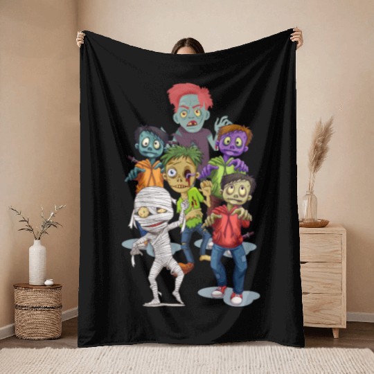 Halloween scary Throw Blankets