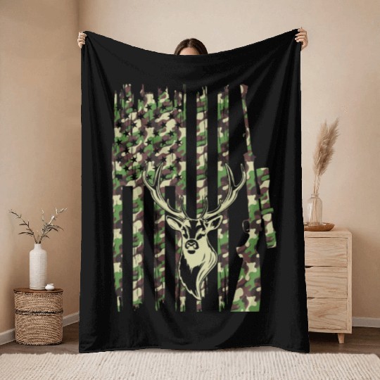 Deer Hunter Camouflage Flag Deer Head - Deer Hunti Throw Blankets
