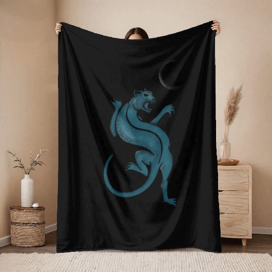 Black panther, Between the Star Throw Blankets