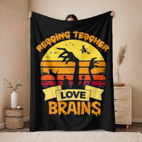 Reading teacher love brains Throw Blankets