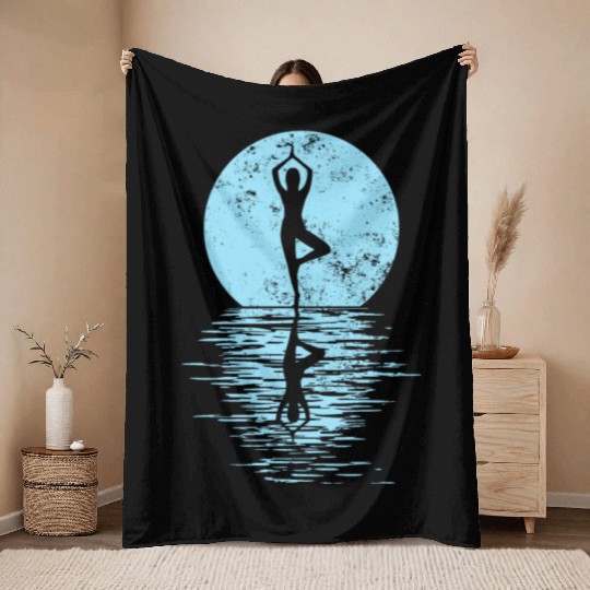 Yogi Yogini Health Meditation Outfits Girls Women Throw Blankets