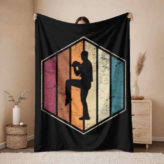 Baseball Pitcher Pitching Closer Relief Softball L Throw Blankets