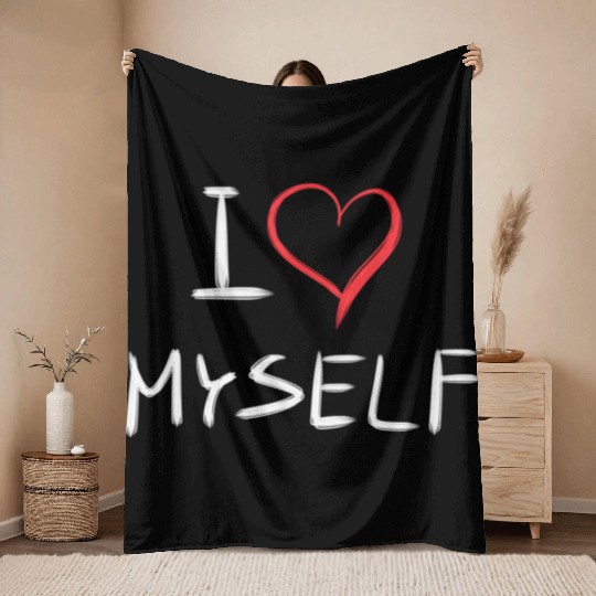 i love me heart text Throw Blankets