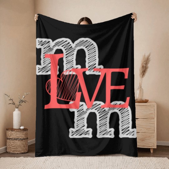 I love my mom Throw Blankets