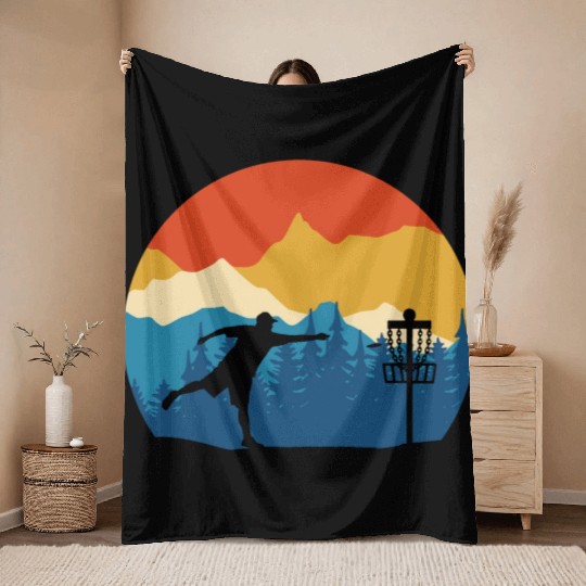 Disc Golf - Disc Golfing Player Ultimate Frisbee Throw Blankets