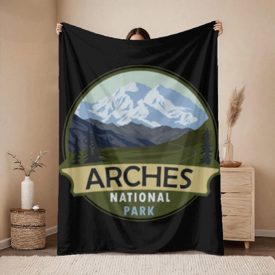 Cool Vintage Retro Arches National Park Mountain Throw Blankets