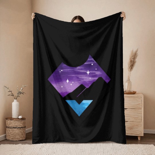 Altiora Horizon Throw Blankets